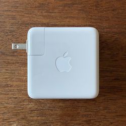 Apple 67W USB-C Power Adapter
