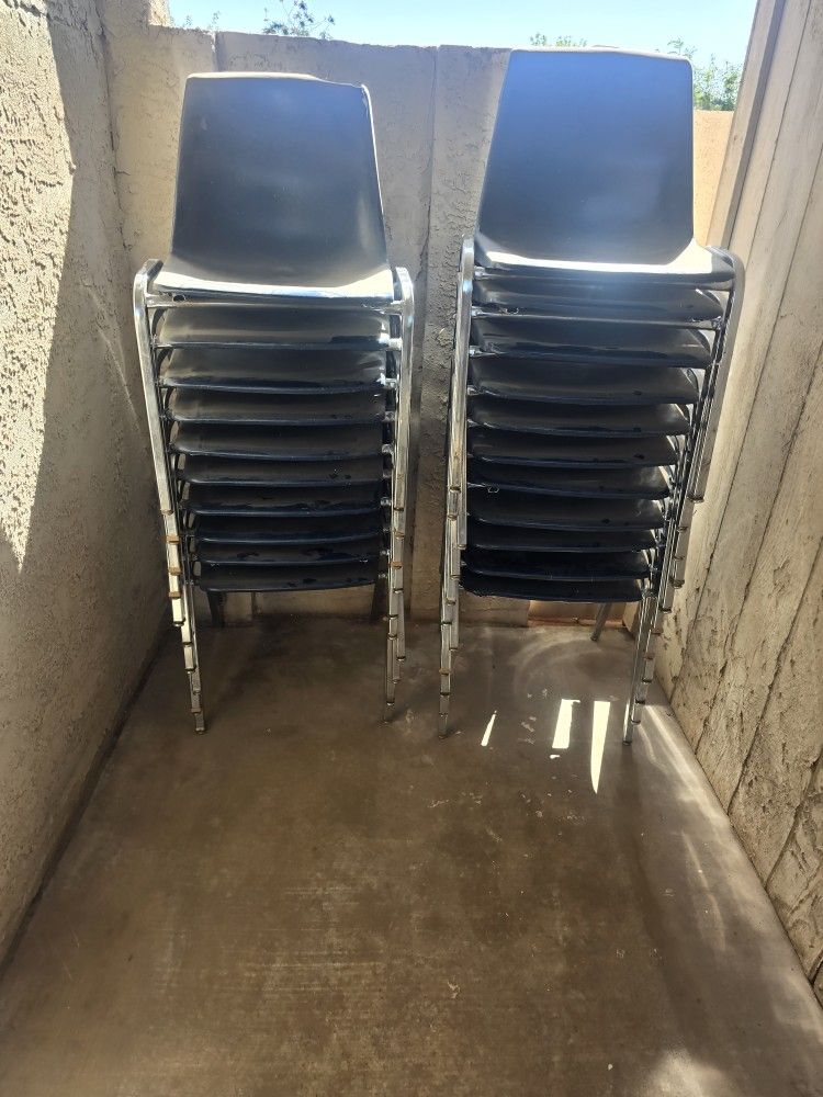 21 Chairs