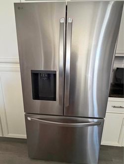 LG Smart Counter-Depth MAX French Door Refrigerator