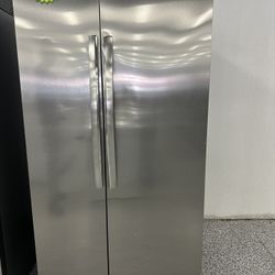 USED Frigidaire Gallery Refrigerator 