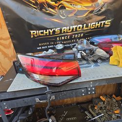 20 21 22 23 2020-2023 NISSAN SENTRA Taillight Driver Lamp OEM