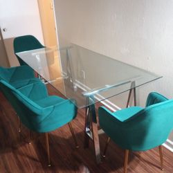 Dinner Table 