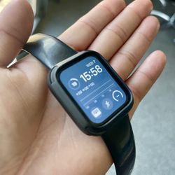 Apple Watch - Series 5 - 44mm - GREAT CONDITION - USED