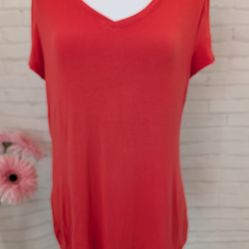 Apt. 9 t-shirt size L