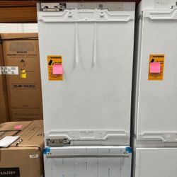 Liebherr 30” Panel Ready Bottom-Freezer Refrigerator