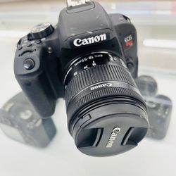 Canon EOS Rebel T7i