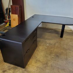 Black Executive L-shape Office Desk $300 (Good Condition)