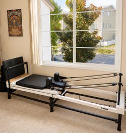 PAETA Pilates Reformer