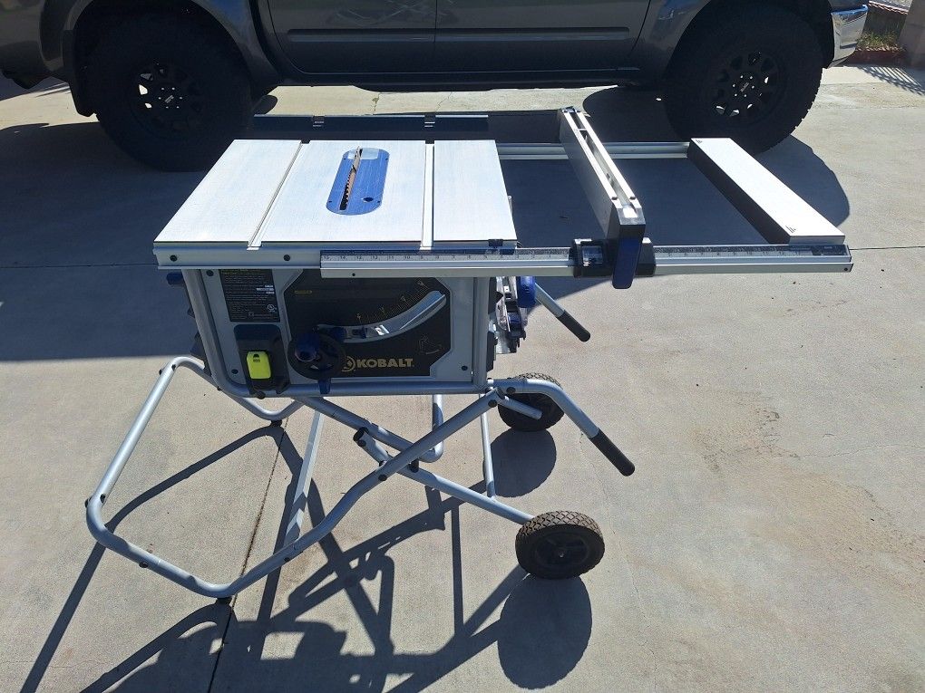 Kobalt 10" Portable Folding Table Saw $240