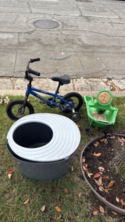 Free training wheels bike, handle bar bike seat, kitty litter box.