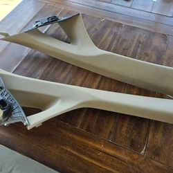 2015-18 Kia Sedona Pillars / Center Console 