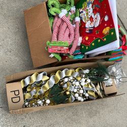 Free Random Christmas Decorations 