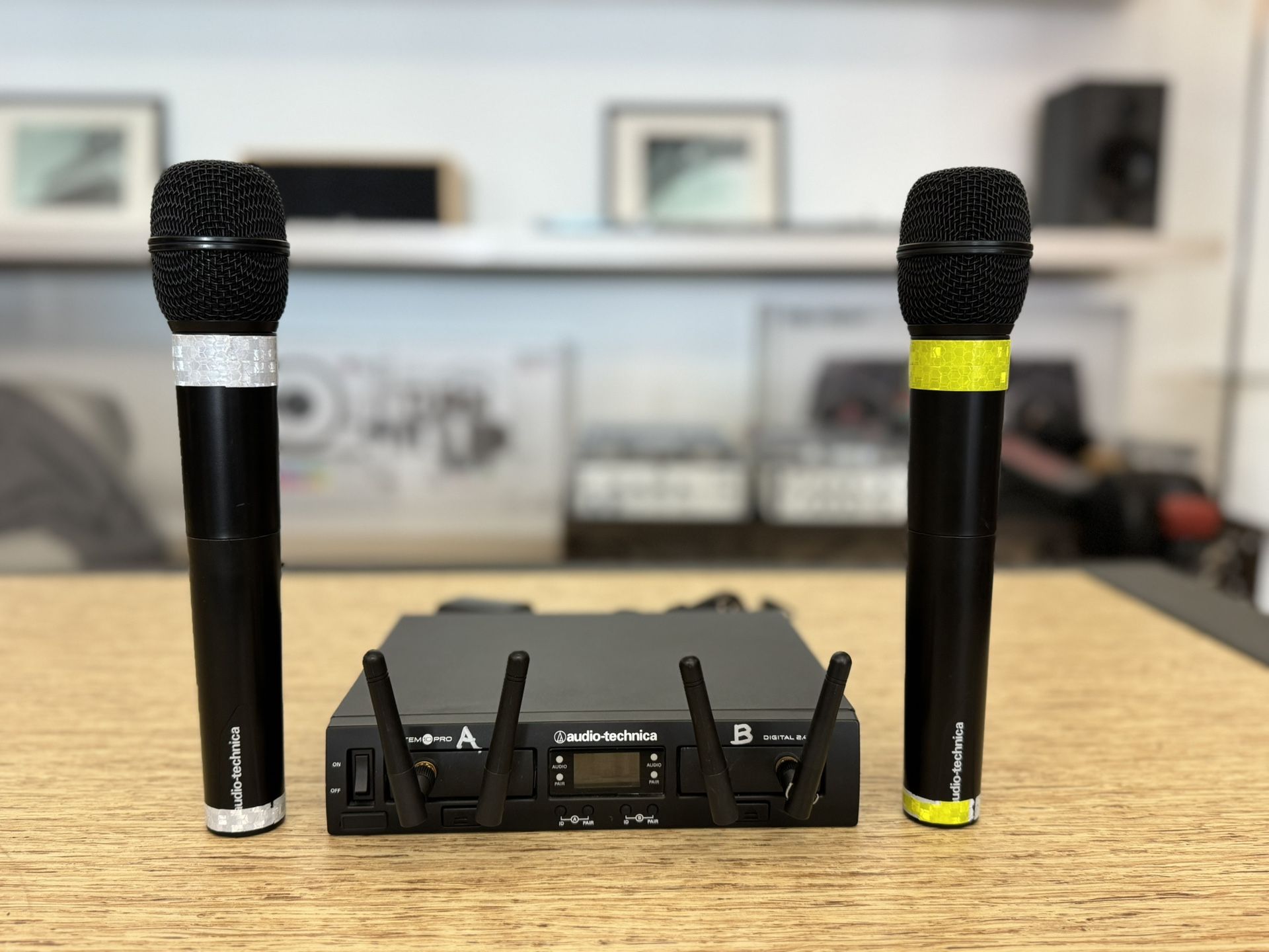 Dual Wireless Microphone