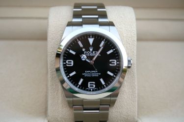 ROLEX 214270 EXPLORER 39MM WATCH MK2 DIAL - T7492