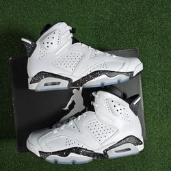 Air Jordan 6 Oreo Size 8M 