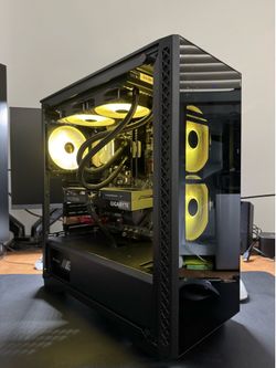 Liquid Cooled Gaming PC - 1TB SSD / 16GB RAM / RX 6600 / Wi-Fi