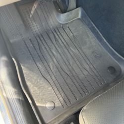 2025 Mercedes Benz GLC 350 Rubber Floor Mats