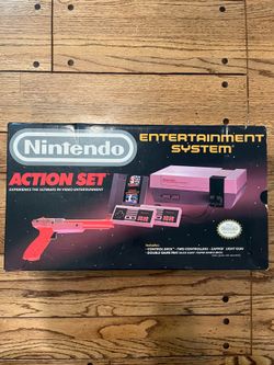 Nintendo Entertainment System NES Action Set with box
