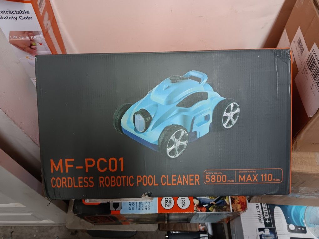 MF-PC01 CORDLESS ROBOTIC POOL CLEANER