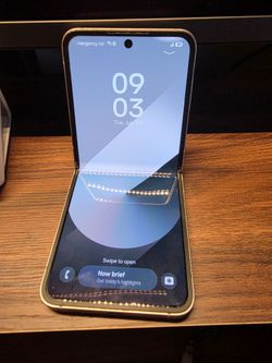 Galaxy Z Flip 6 (Please read description)