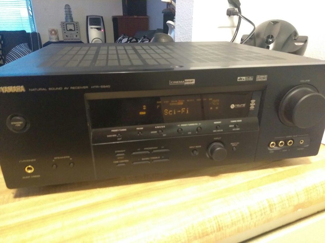 Yamaha Receiver. EXCELLENT Condition. $75