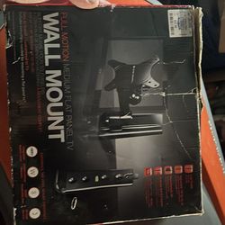 Full motion, medium flat panel TV wall mount