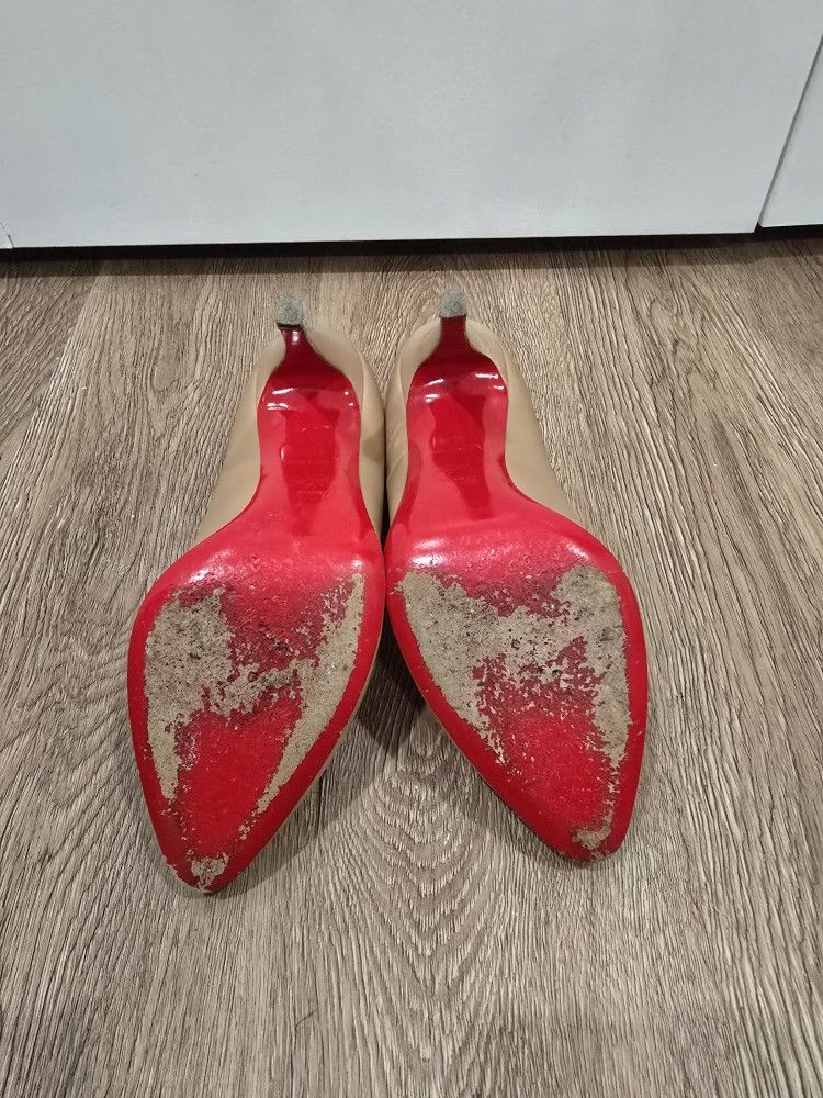 Christian Louboutin Leather Pumps Heels Shoes Size 37 1/2 6.5 US