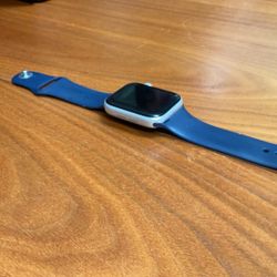Apple Watch SE 