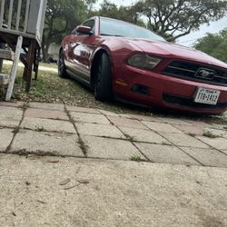 2010 Ford Mustang