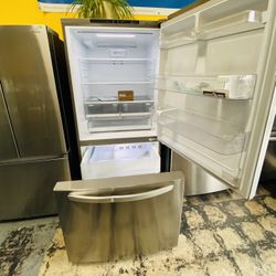 Refrigerador Bottom Freezer A Pagos 