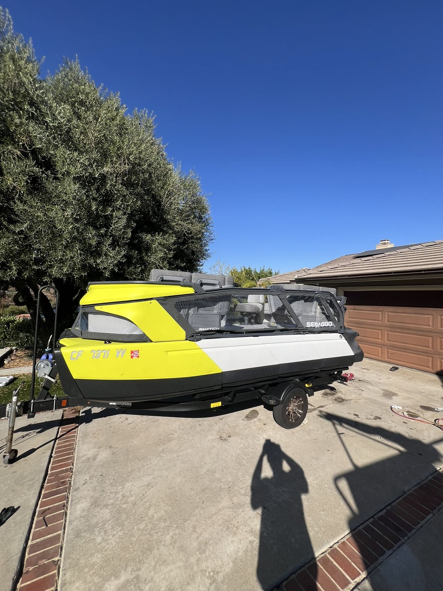 2022 Sea-Doo Pontoon Boat