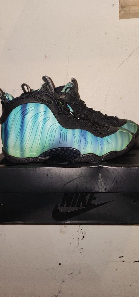 Northern Lights Foamposite