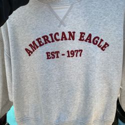 American Eagle Sweatshirt 