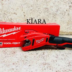 Milwaukee M12 Cordless Cooper Tubing Cutter 