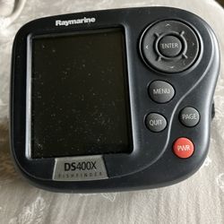 Raymarine DS400X Fish finder