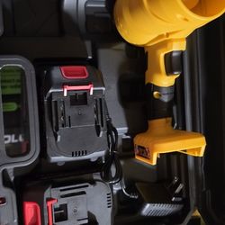 Handheld blower