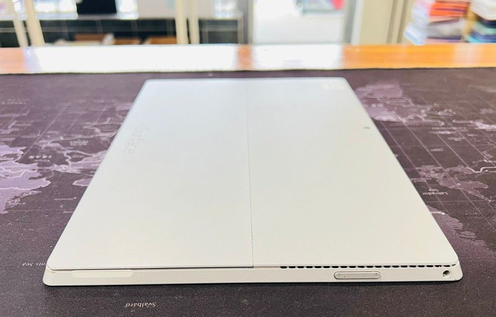 Microsoft Surface Pro 3 i5 4300 2.5Ghz 4GB//128GB Microsoft Surface Pro 3 i5 4300 2.5Ghz 4GB//128GB