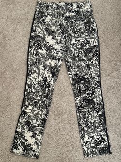 LOGO Lori Goldstein / Women’s size S / Camo Leggings / Excellent condition