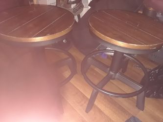 New solid wood stools goes up and down