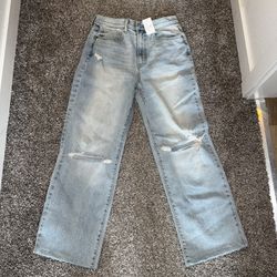 WOMEN! NEW!!! Winsor Light Denim Ripped Jeans 