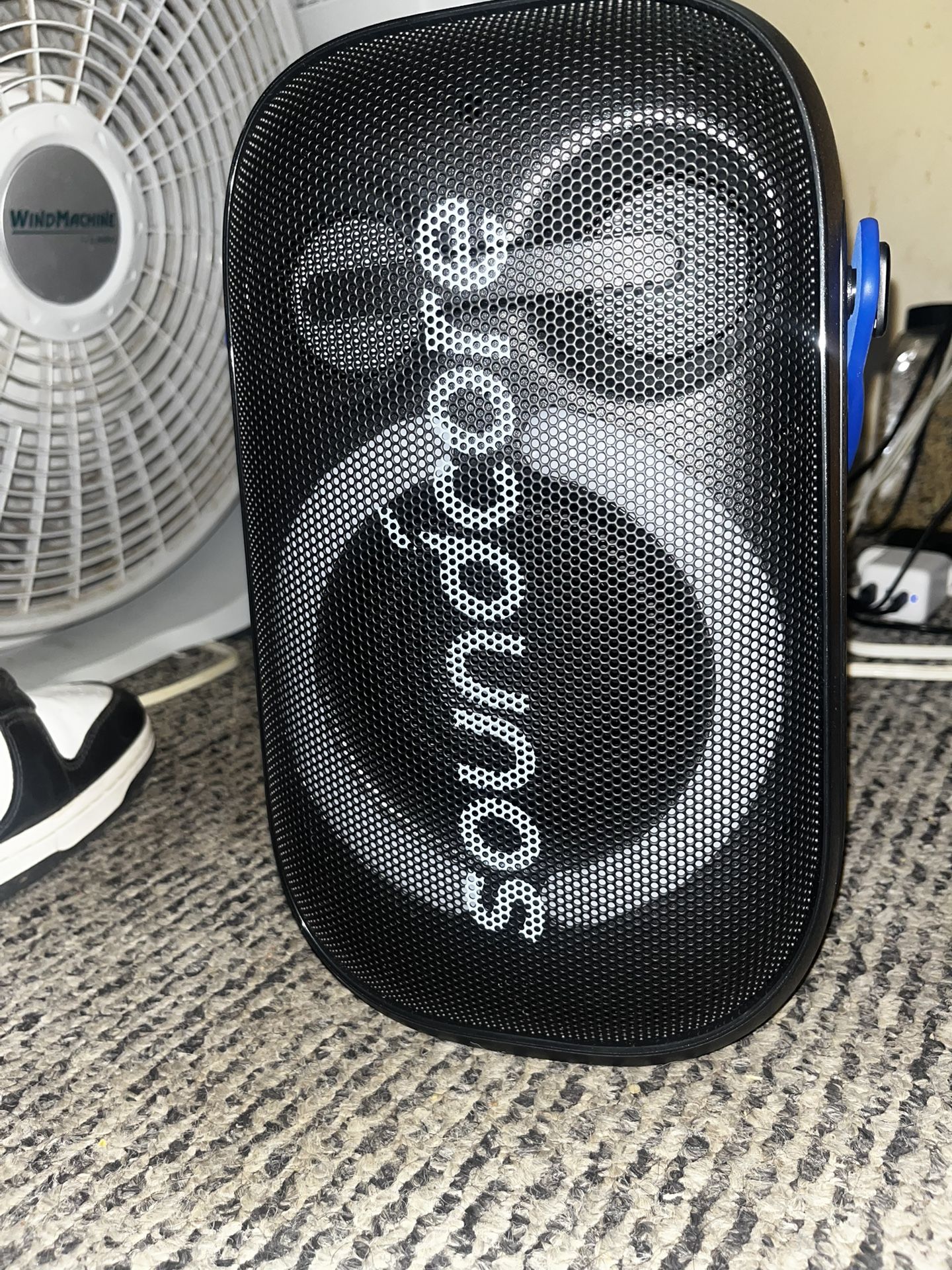 Sound Core Rave Neo 2