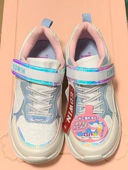 Edwin Girl’s sneakers shoes size 3-4 age 9-11?