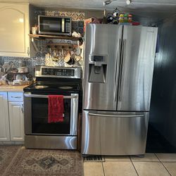 Refrigerator, Electric Stove And Microwave Set