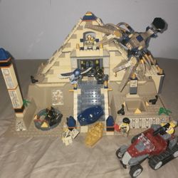 LEGO Pharoah's Quest: Scorpion Pyramid (7327)