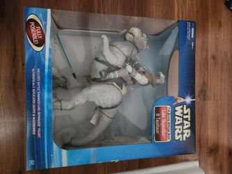 Luke Skywalker On Tauntaun 12inch MISB