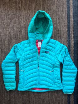 Small Woman’s Patagonia Down Jacket