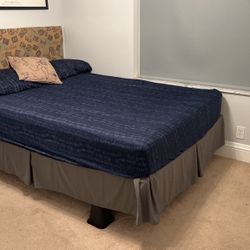 Queen Size Bed w/Frame and Risers 