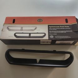 Black Splitstream Vent Trim