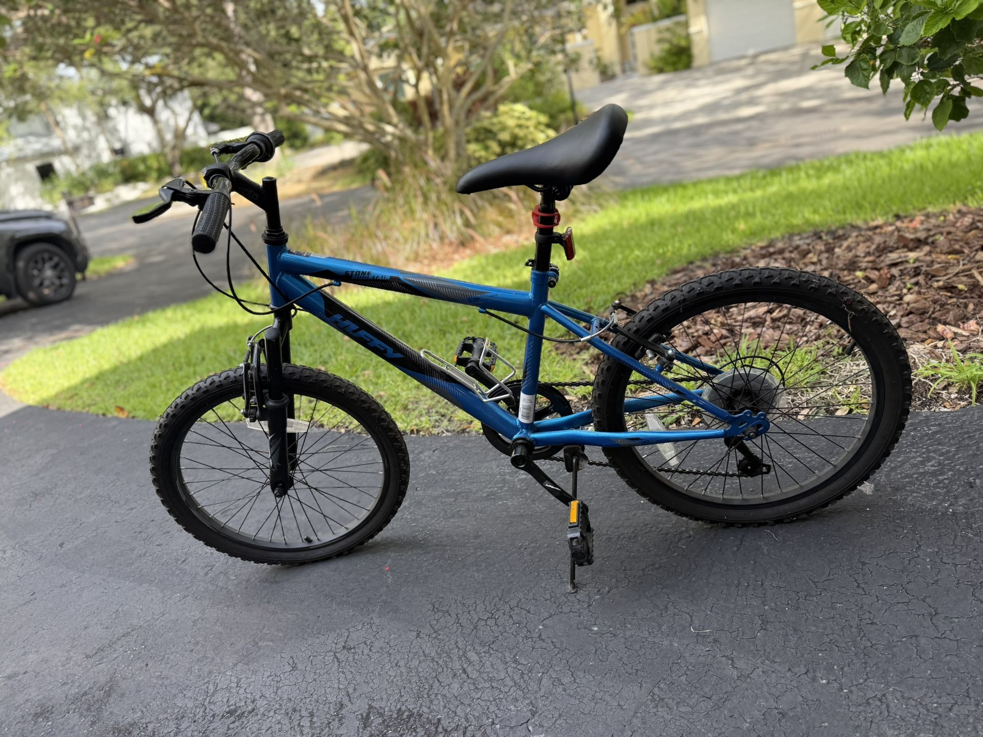 Boys Huffy Hardtail Mountain Bike - 20” 6-speed