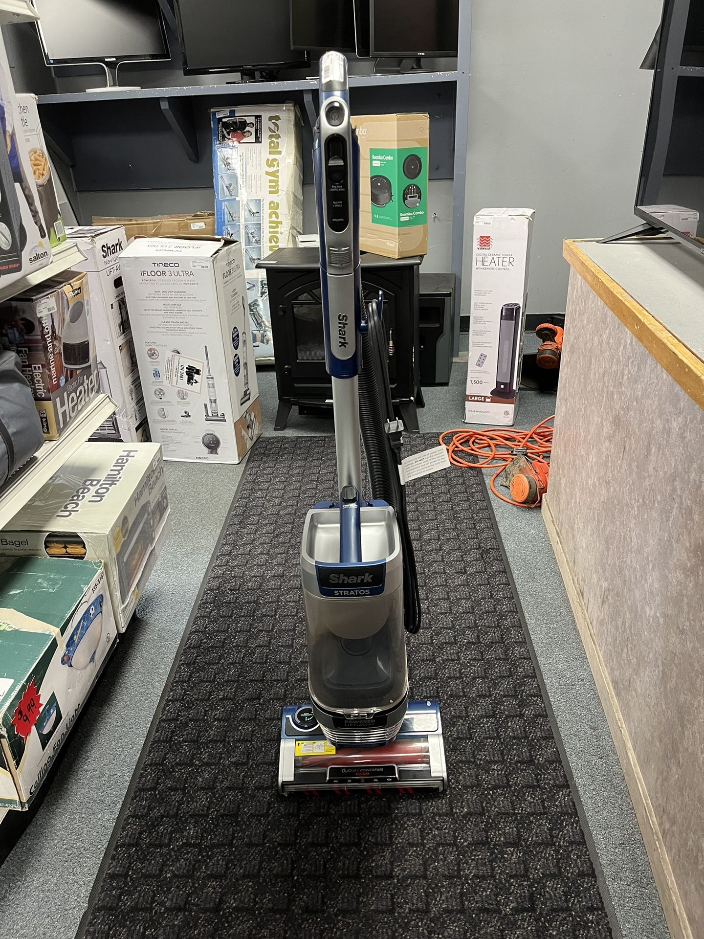 Shark Stratos Vacuum (839101-1)